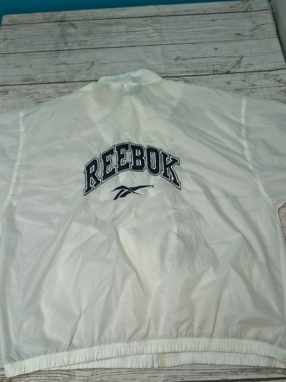 Vintage Reebok Lightweight Off White Windbreaker Big Logo Size XL